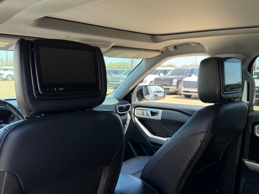 Used 2021 Ford Explorer Limited w/ Equipment Group 301A image 30