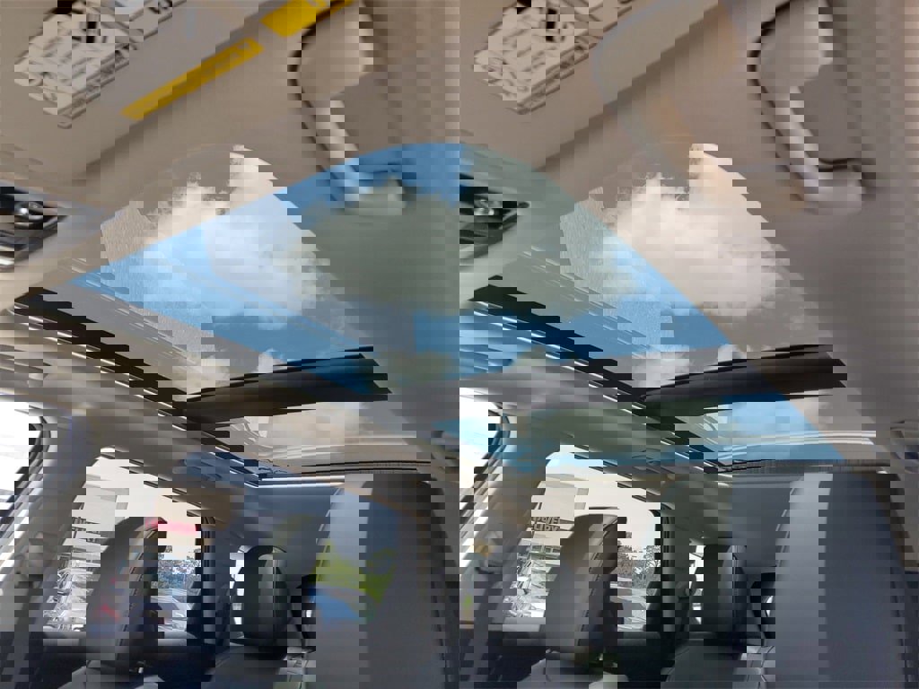 New 2026 Kia Sportage SX image 10