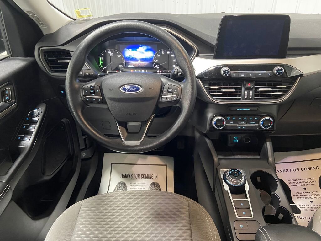 Used 2021 Ford Escape SE image 8