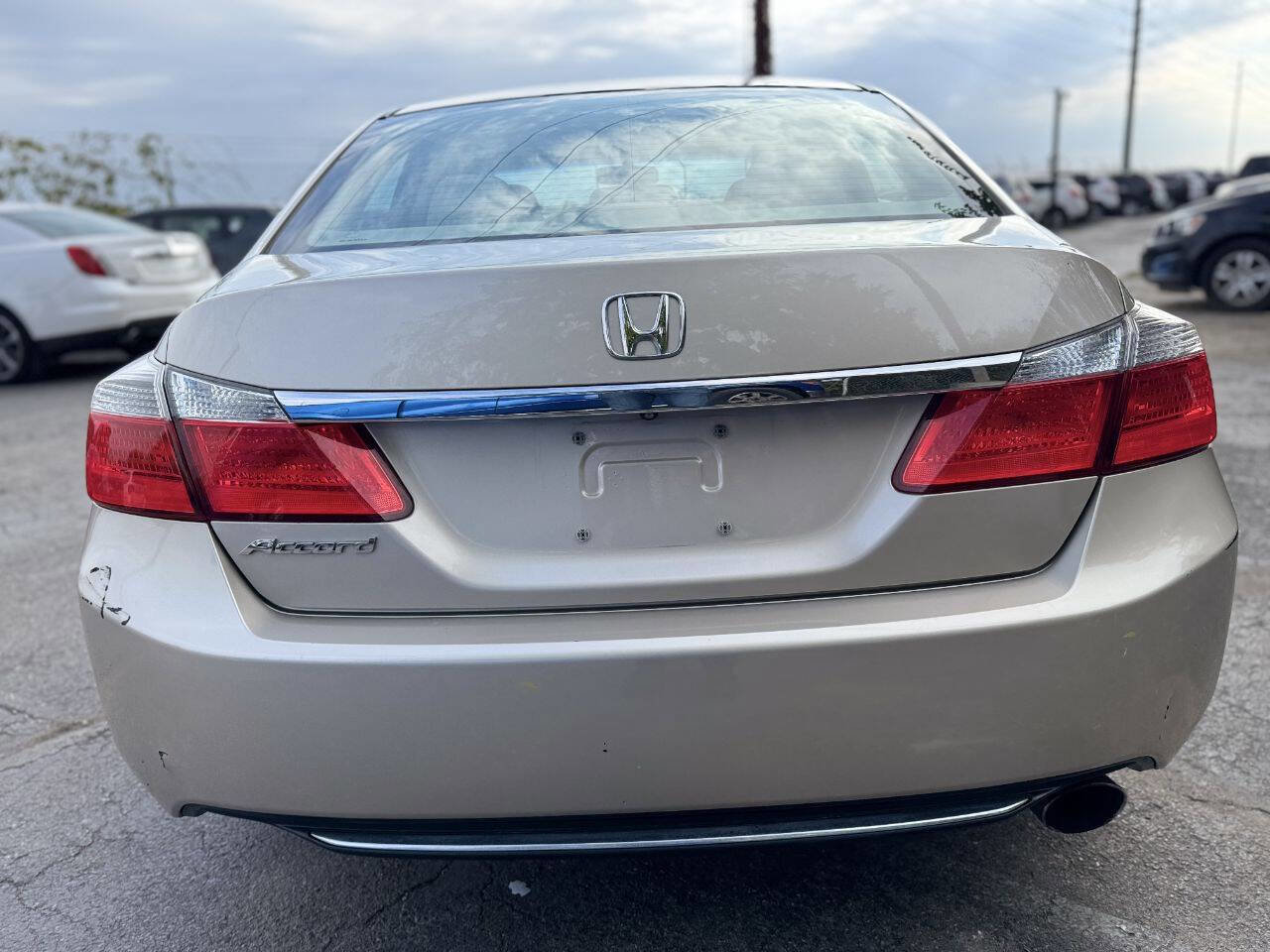 Used 2013 Honda Accord EX image 4