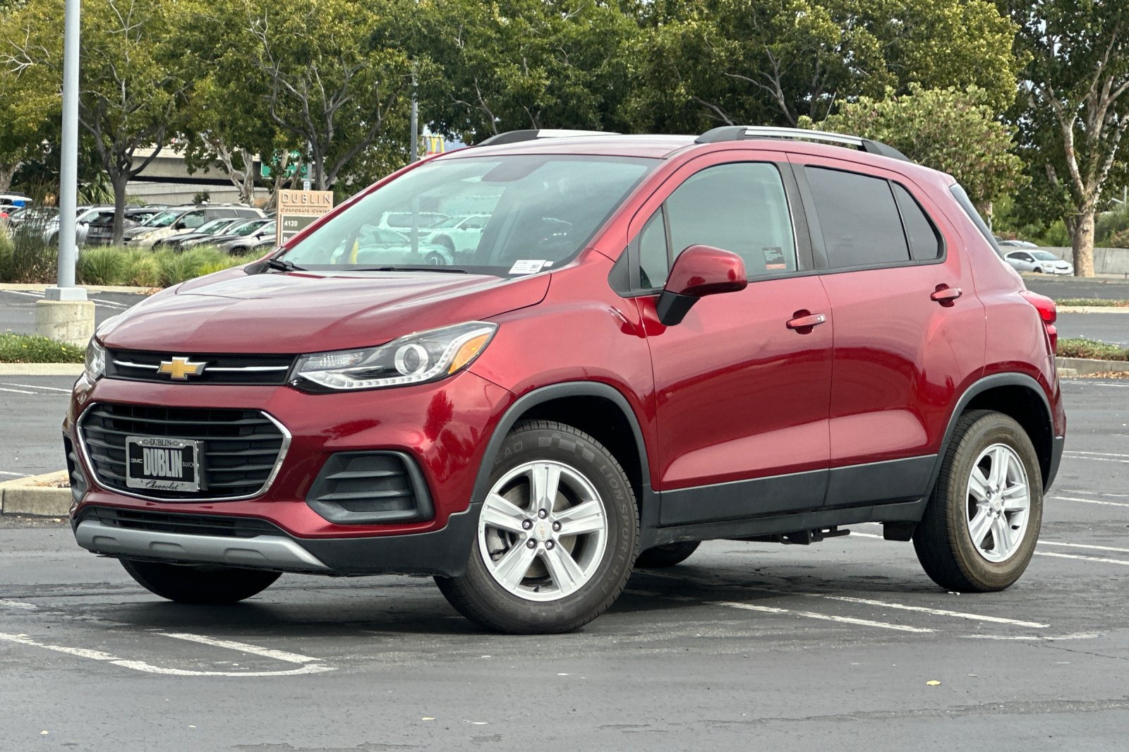 Used 2022 Chevrolet Trax LT w/ Driver Confidence Package AWD/4WD image 8