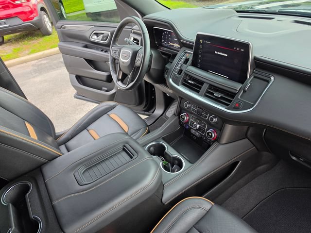 Used 2024 GMC Yukon XL AT4 w/ AT4 Premium Plus Package AWD/4WD image 26