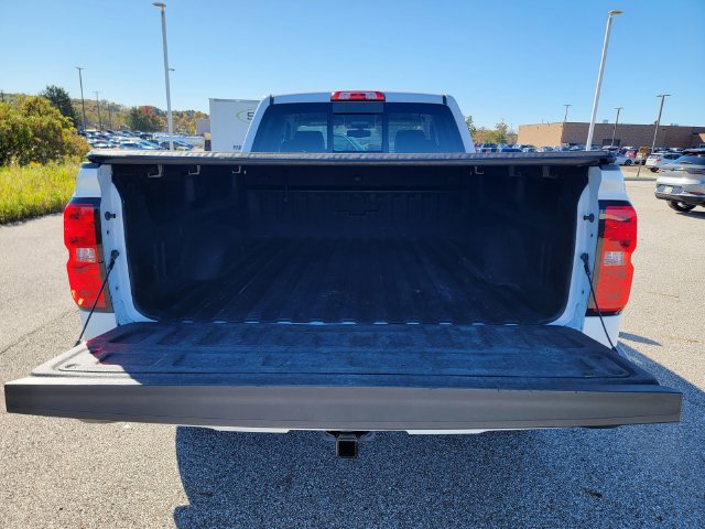 Used 2017 Chevrolet Silverado 1500 LT w/ Redline Edition AWD/4WD image 36