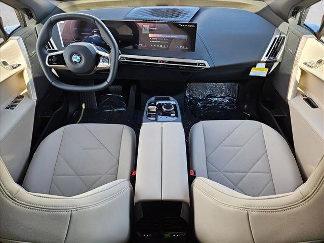 New 2026 BMW iX xDrive45 w/ Premium Package image 17