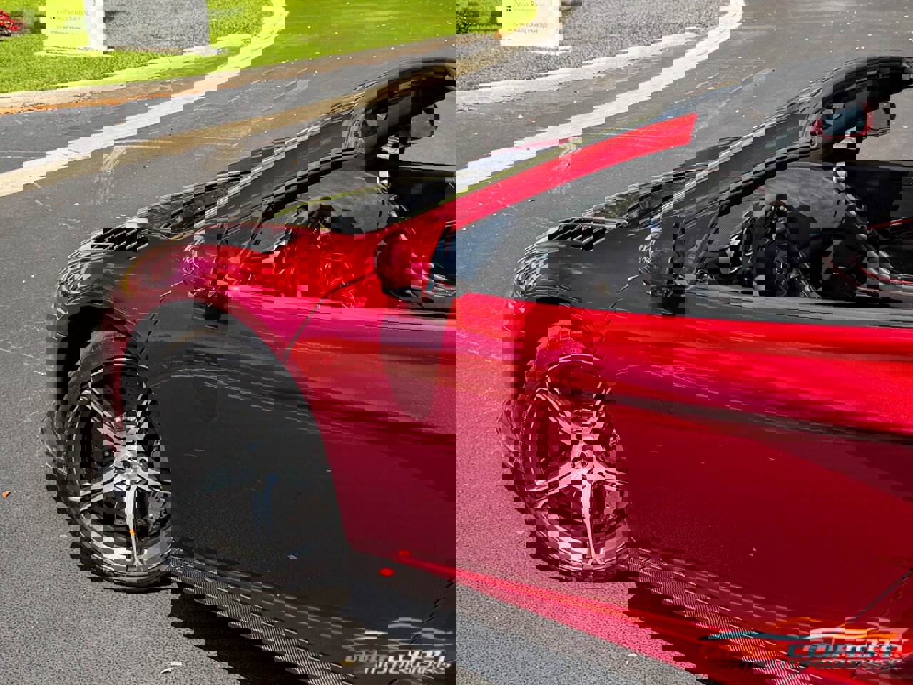 Used 2015 McLaren 650S Spider image 53