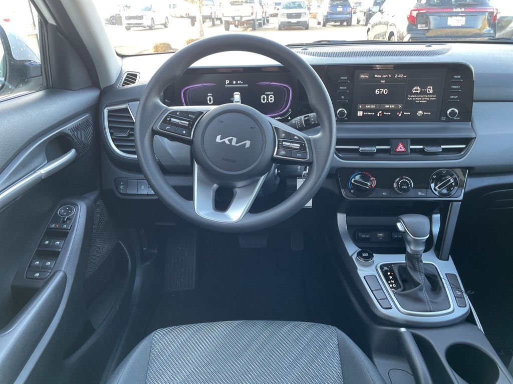 New 2026 Kia Seltos LX image 12