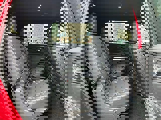 New 2026 Chevrolet Traverse LT image 11