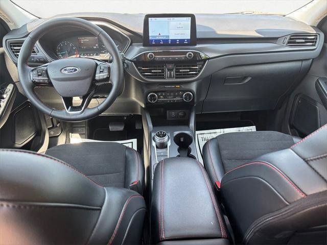 Used 2022 Ford Escape SEL w/ SEL Stealth AWD Package image 10