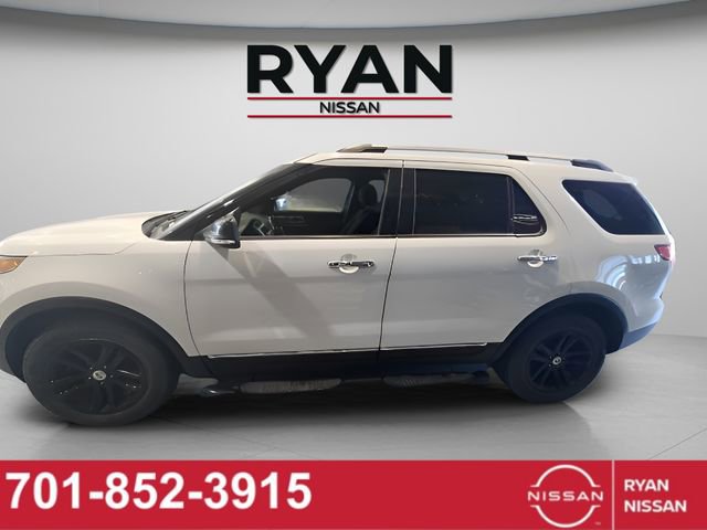 Used 2015 Ford Explorer XLT w/ Equipment Group 201B AWD/4WD image 2
