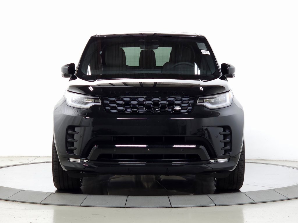 New 2025 Land Rover Discovery Dynamic SE image 10