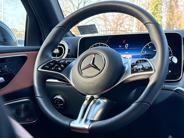 Used 2026 Mercedes-Benz GLC 300 4MATIC image 18