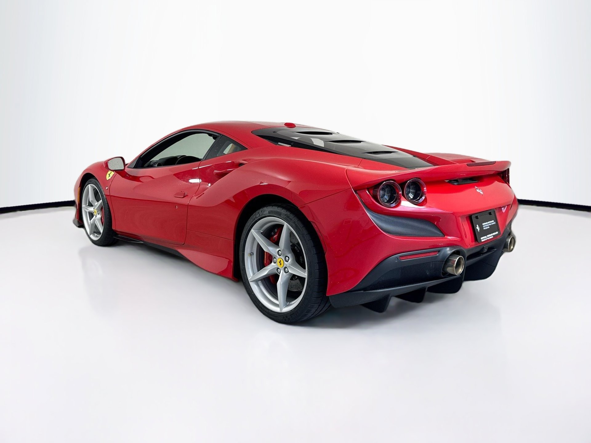 Certified 2020 Ferrari F8 Tributo RWD image 5