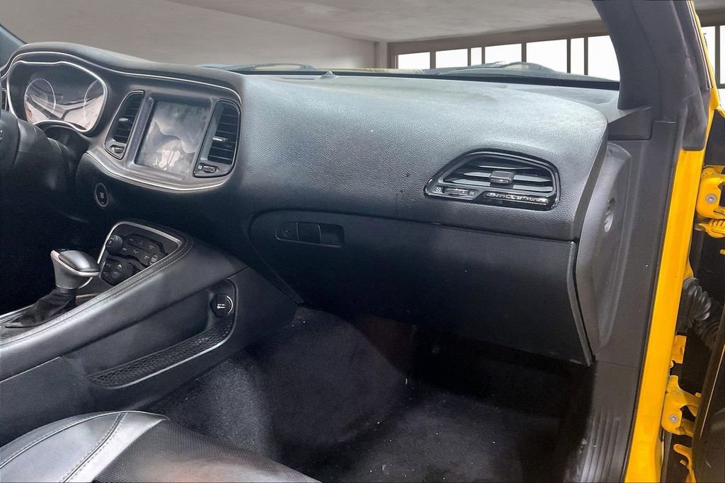 Used 2017 Dodge Challenger R/T Plus image 17