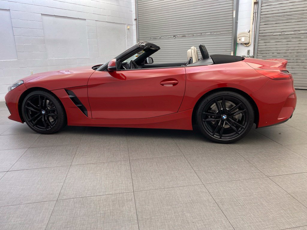 Used 2019 BMW Z4 sDrive30i w/ M Sport Package RWD image 5