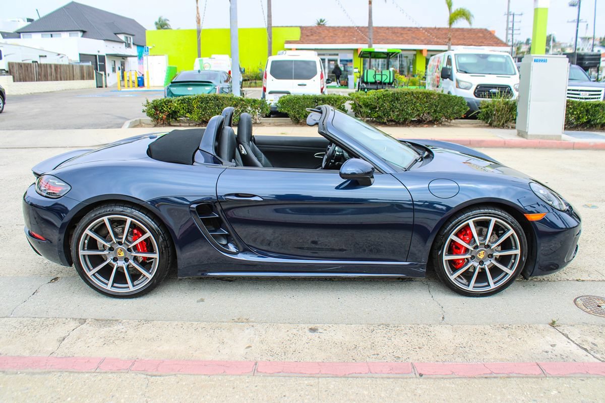 Used 2018 Porsche 718 Boxster S RWD image 7