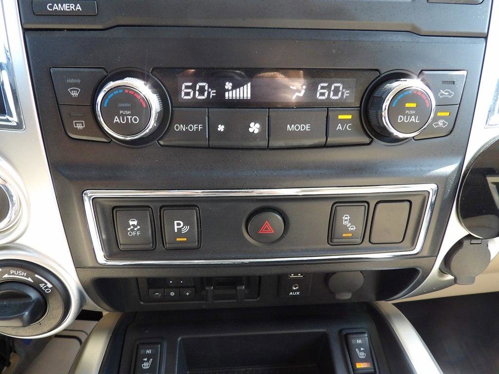 Used 2017 Nissan Titan SL w/ Chrome Package AWD/4WD image 22