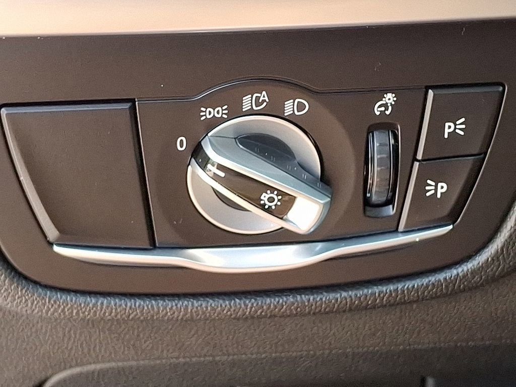 Used 2023 BMW X4 M w/ Competition Package image 28