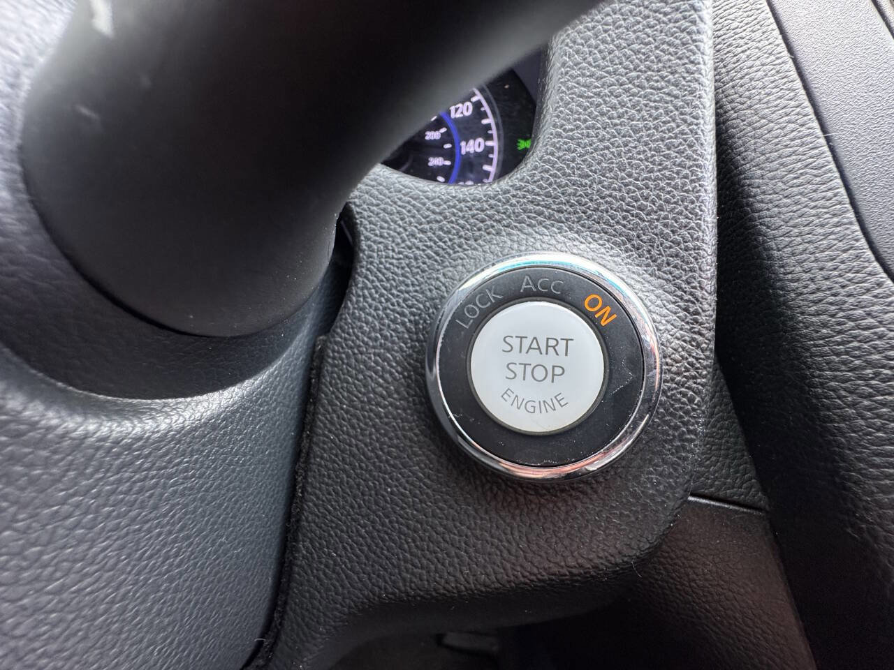 Used 2013 INFINITI G37 x AWD 4dr Sedan w/ Premium Pkg image 27