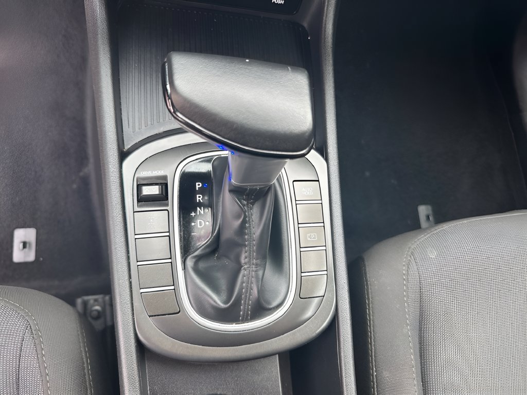 Used 2025 Hyundai Kona SEL AWD/4WD image 22
