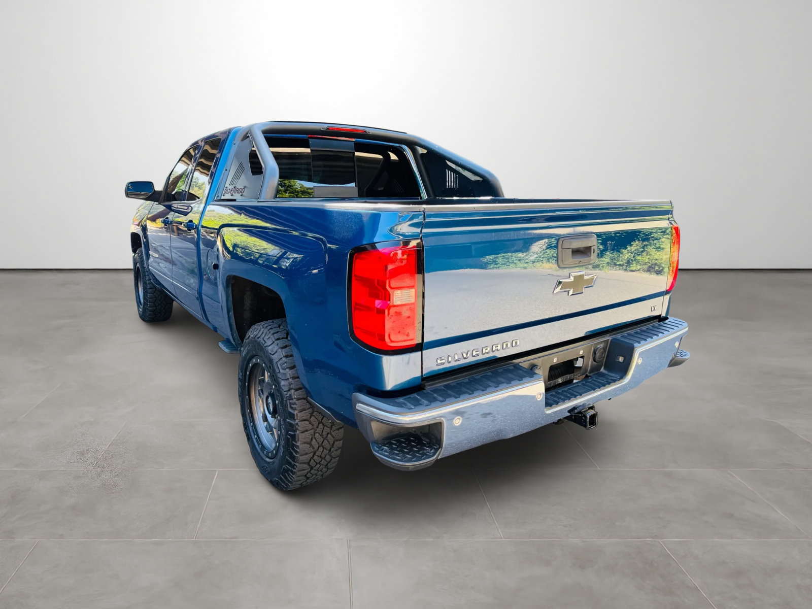 Used 2015 Chevrolet Silverado 1500 LT w/ All Star Edition AWD/4WD image 9