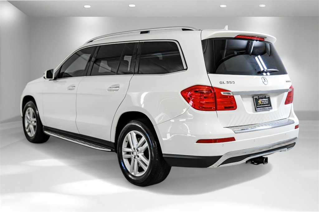 Used 2015 Mercedes-Benz GL 320 BlueTEC 4MATIC image 11