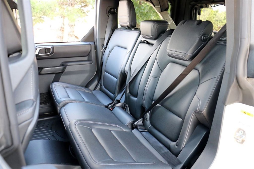 New 2025 Ford Bronco Badlands image 19