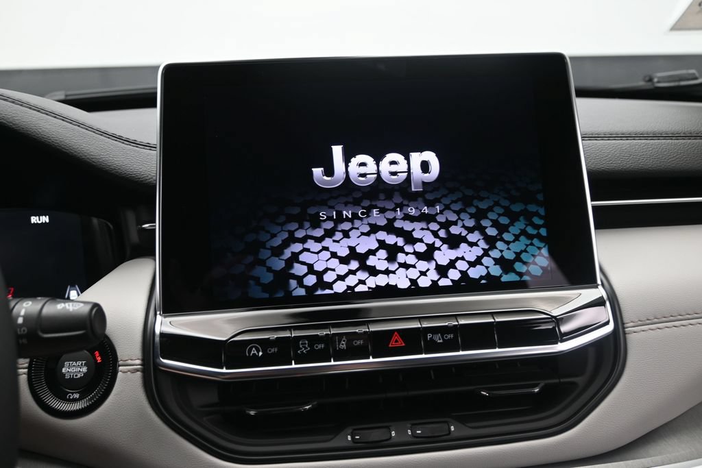 New 2026 Jeep Compass Limited AWD/4WD image 32