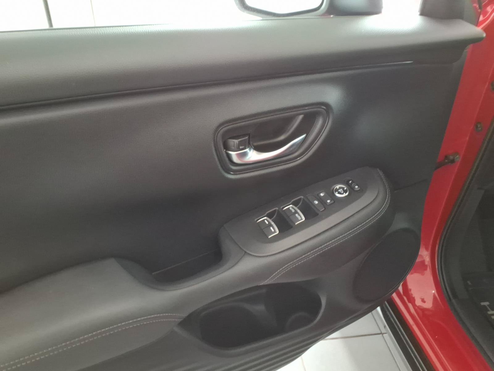 Certified 2023 Honda HR-V EX-L image 12