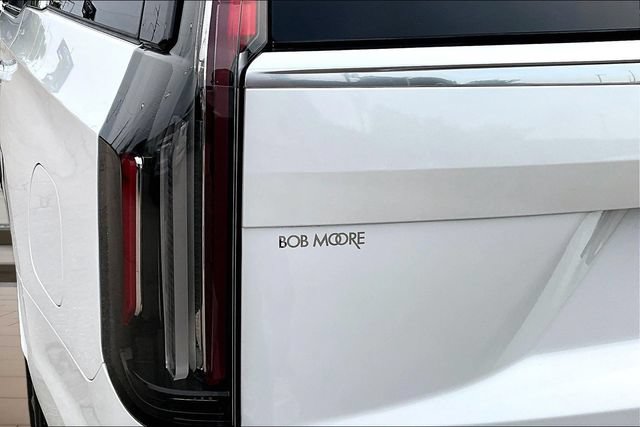 Used 2023 Cadillac Escalade Premium Luxury Platinum w/ LPO, Radiant Package AWD/4WD image 30