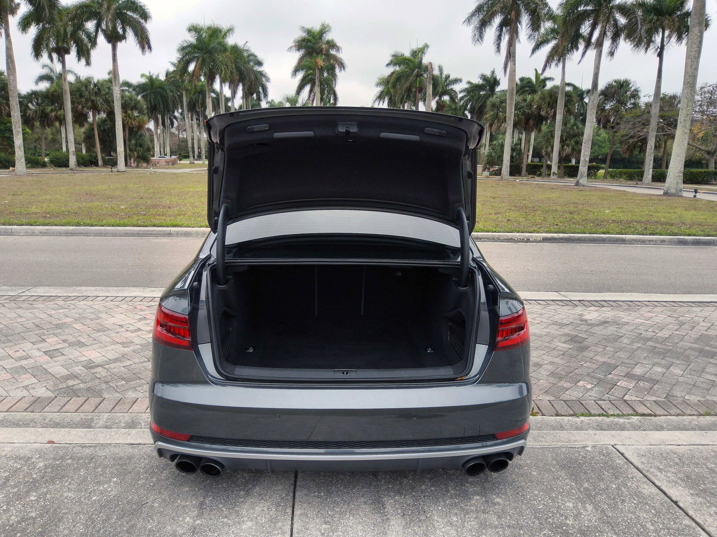 Used 2018 Audi S4 Premium Plus w/ Navigation Package image 17