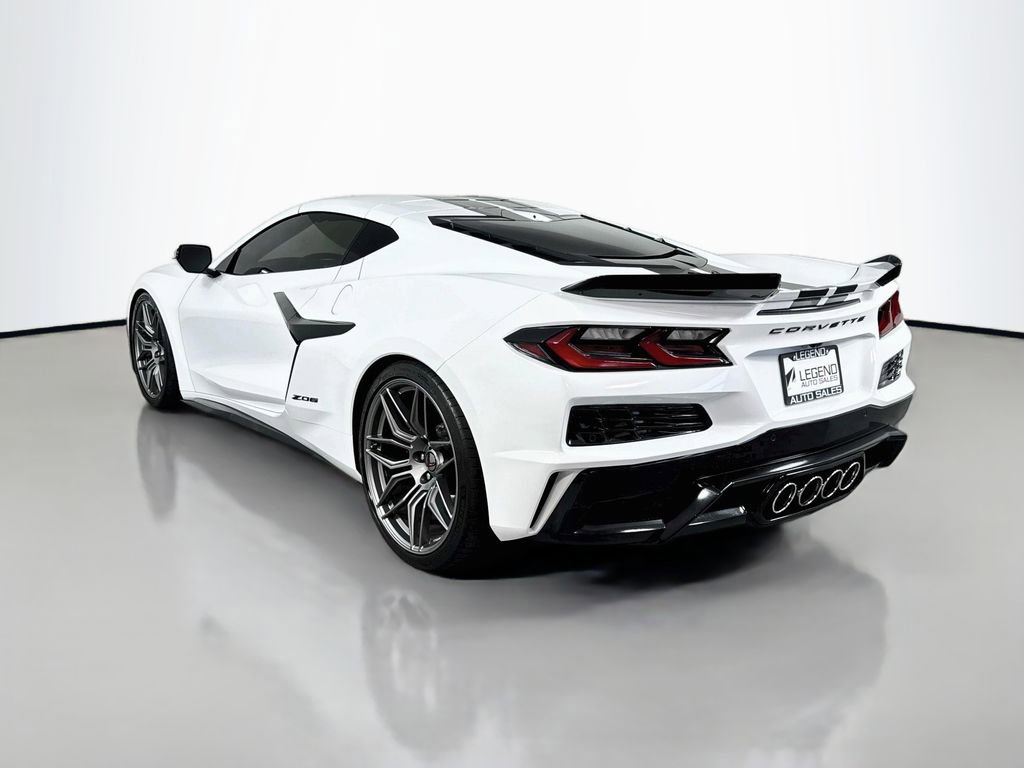 Used 2023 Chevrolet Corvette Z06 w/ Stealth Interior Trim Package RWD image 7