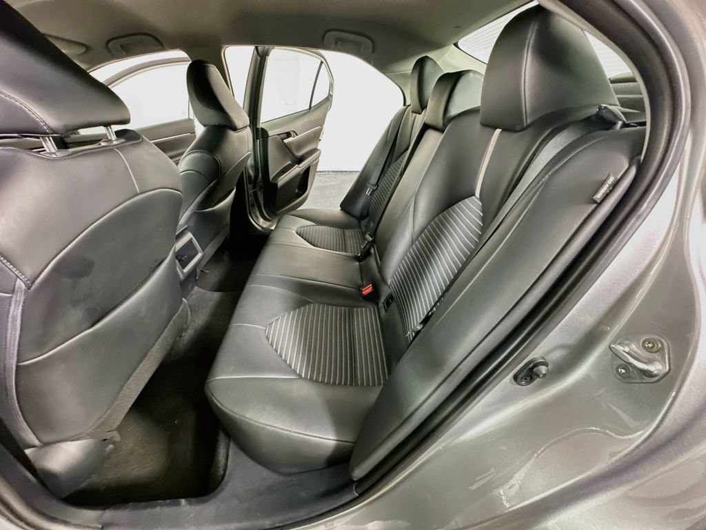 Used 2024 Toyota Camry SE FWD image 16