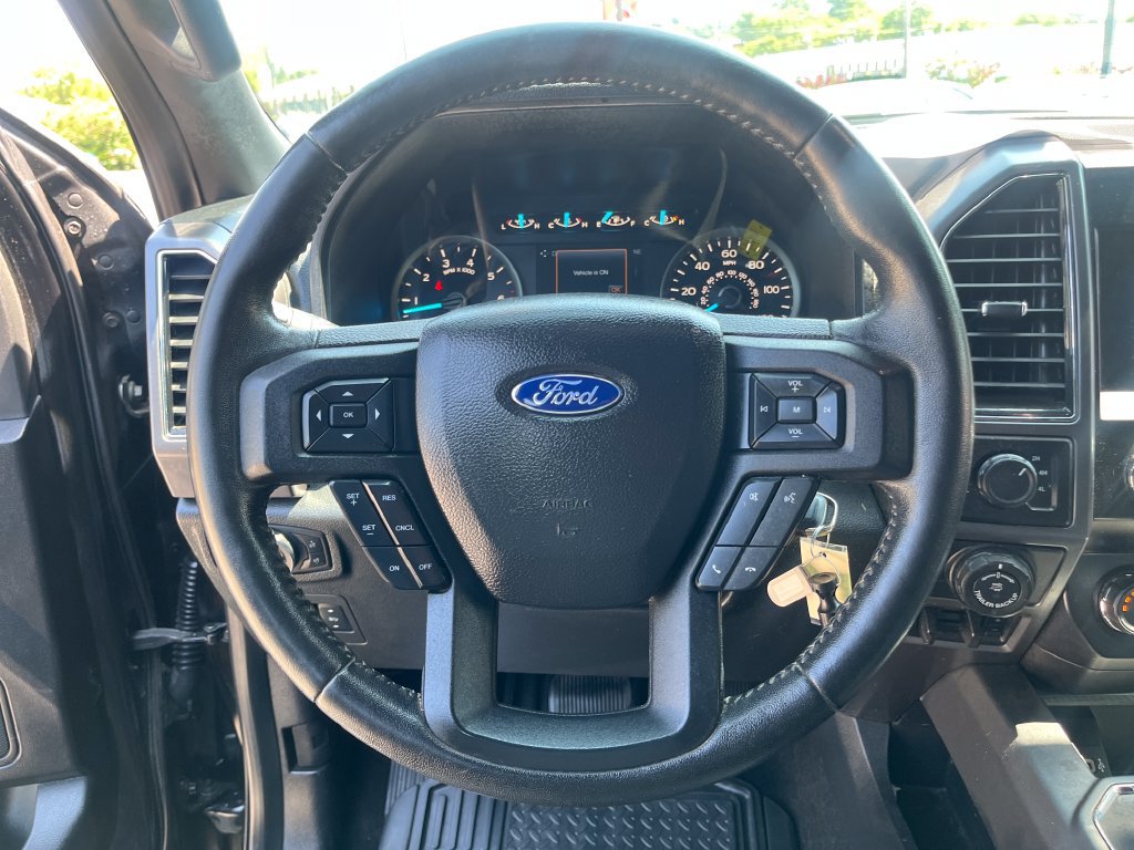 Used 2019 Ford F150 XLT w/ Equipment Group 302A Luxury AWD/4WD image 24