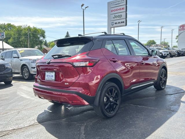 Used 2024 Nissan Kicks SR w/ Interior Electronics Package FWD image 8