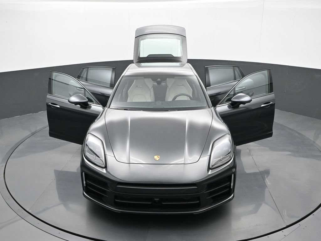 Certified 2026 Porsche Panamera 4 AWD/4WD image 31