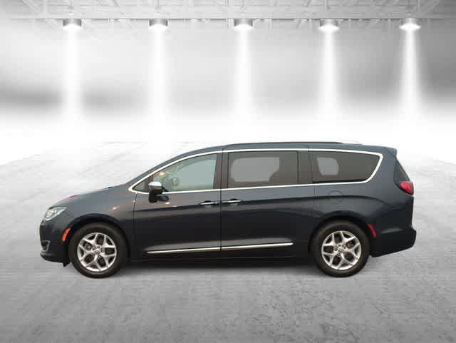 Used 2020 Chrysler Pacifica Limited w/ Advanced Safetytec Group FWD image 5