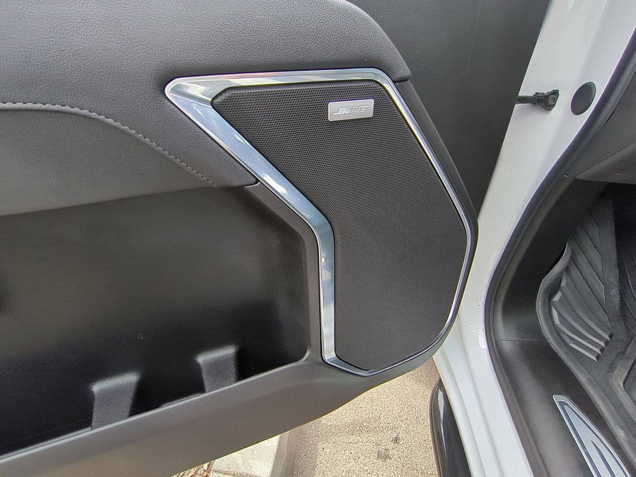 Certified 2025 Chevrolet Silverado 1500 LT Trail Boss w/ Convenience Package II AWD/4WD image 24