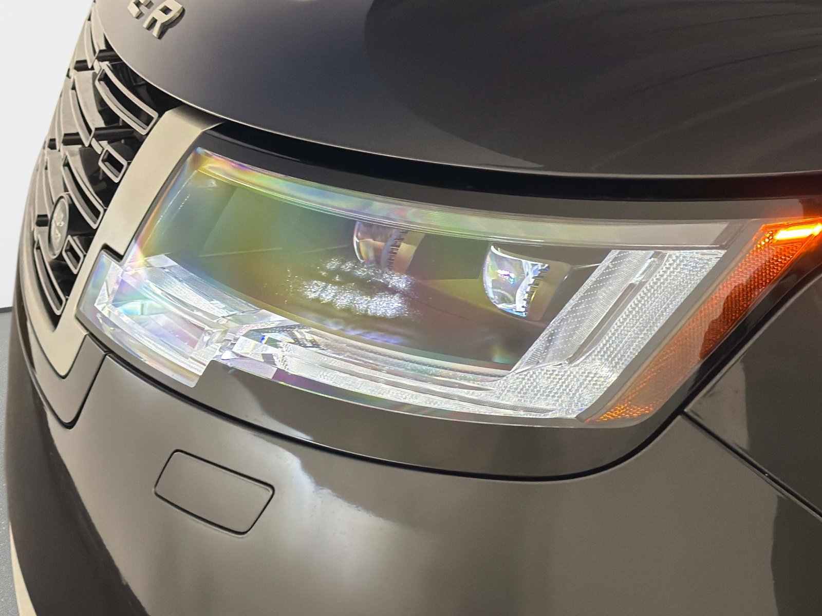 Used 2023 Land Rover Range Rover SE image 10