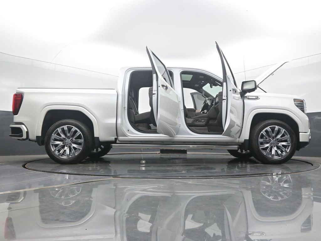 Used 2022 GMC Sierra 1500 Denali w/ Denali Reserve Package image 61