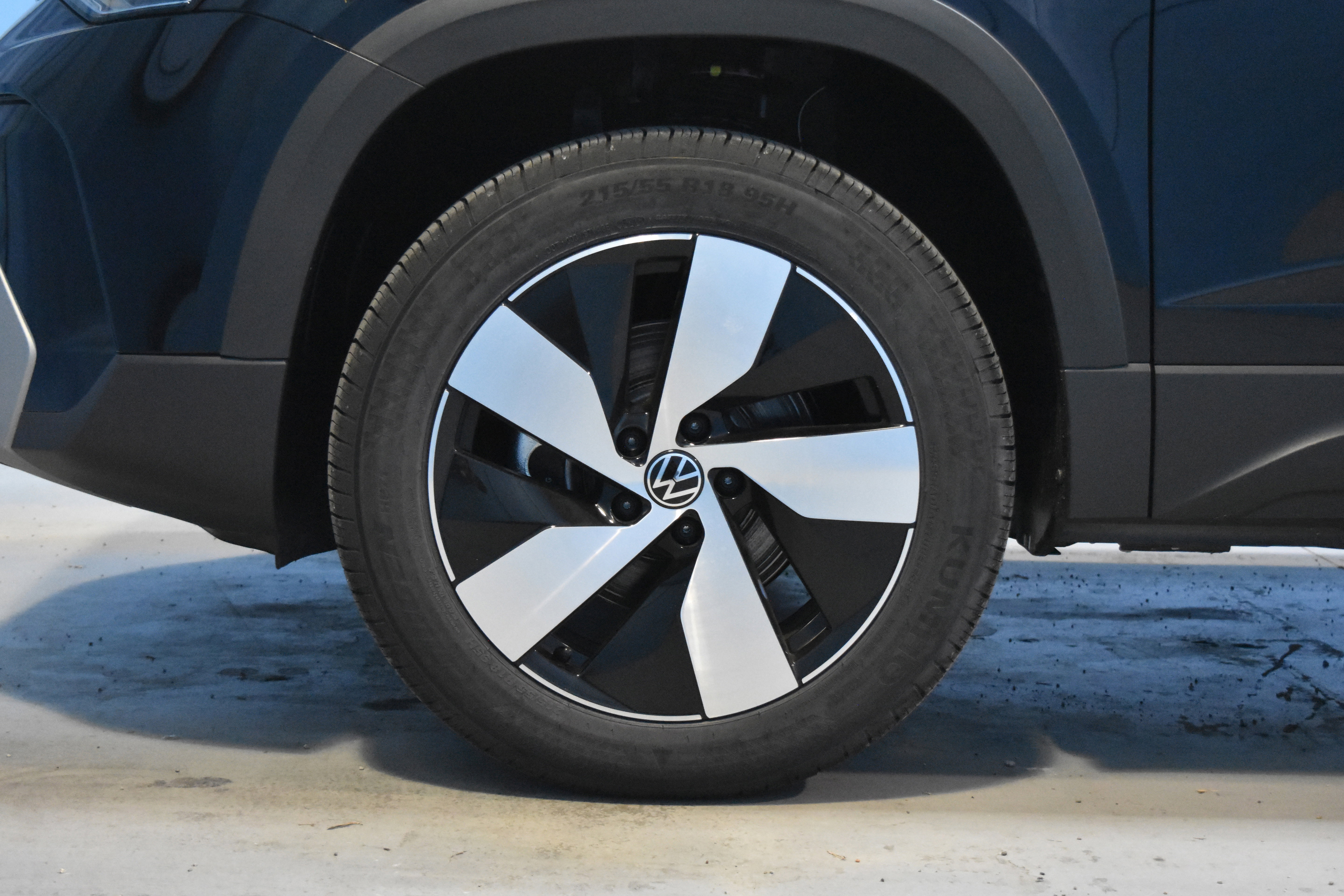 New 2026 Volkswagen Taos S image 19