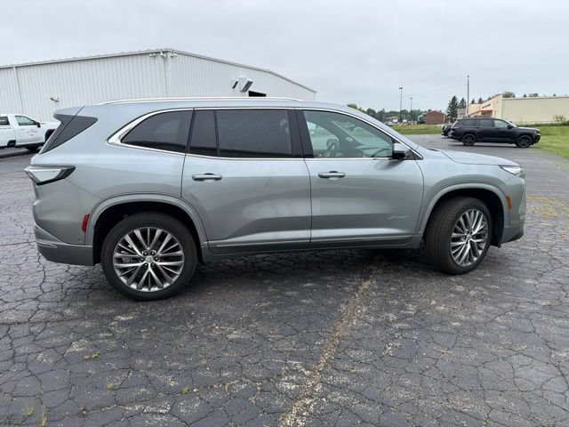 Used 2026 Buick Enclave Avenir w/ Super Cruise Package AWD/4WD image 6