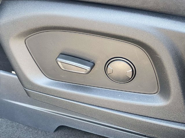 New 2026 Ford Explorer Active RWD image 14
