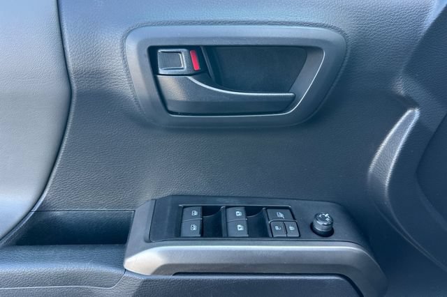 Used 2023 Toyota Tacoma SR5 RWD image 11