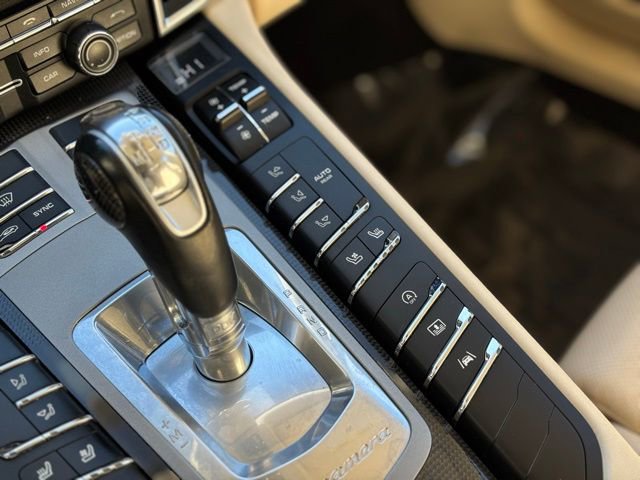 Used 2014 Porsche Panamera Turbo image 47