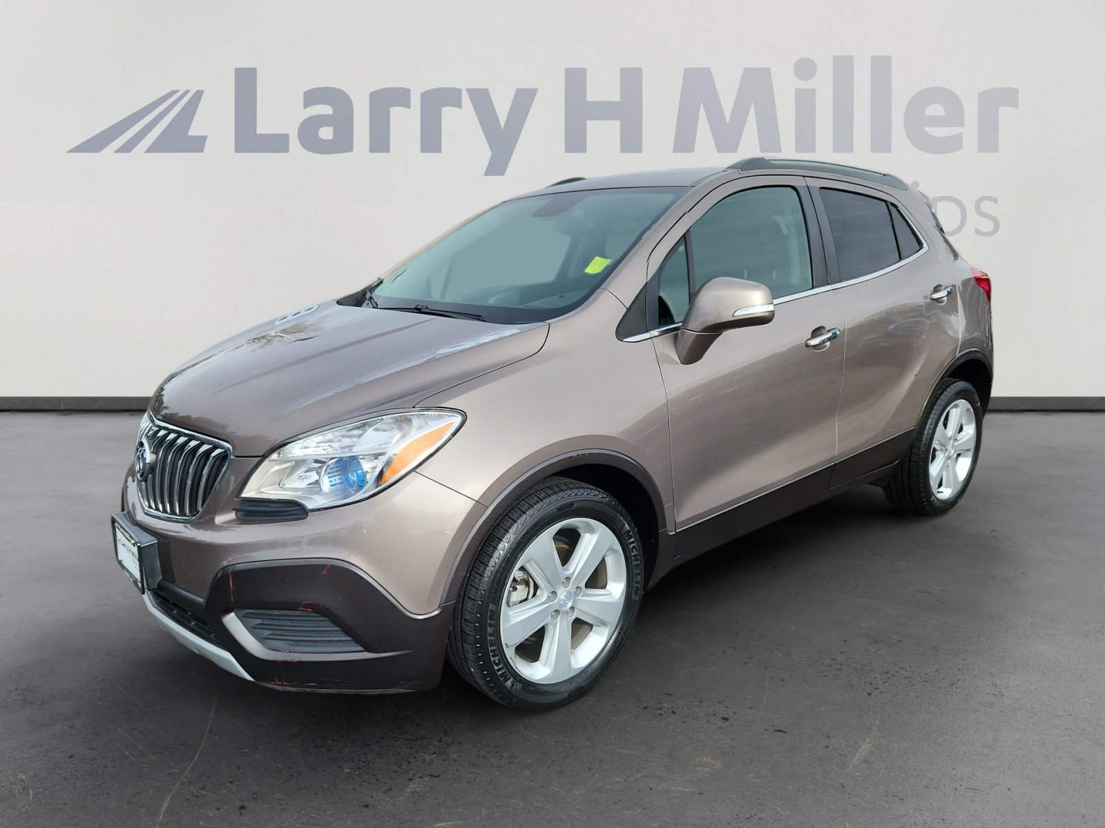 Used 2015 Buick Encore FWD image 1