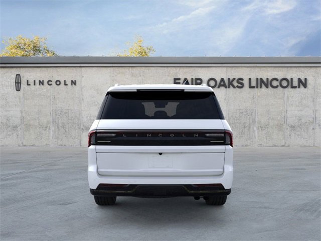 New 2025 Lincoln Navigator L Reserve image 5