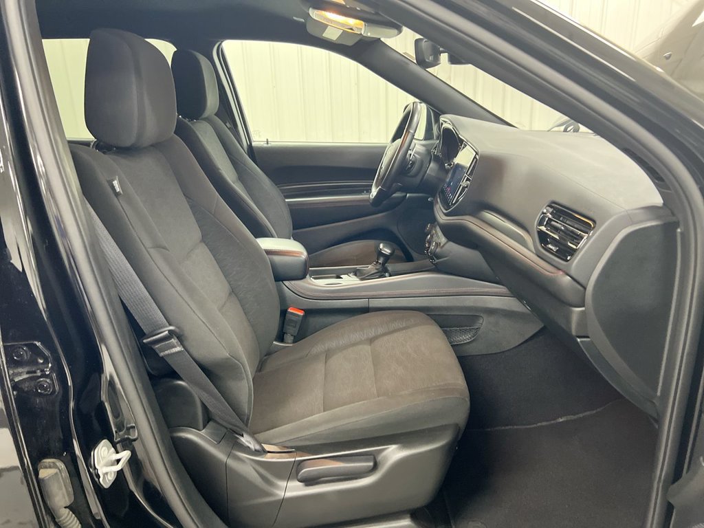 Used 2025 Dodge Durango GT AWD/4WD image 22