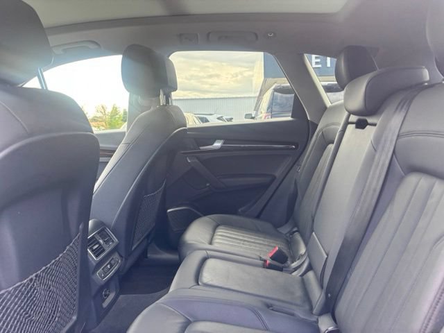 Used 2018 Audi Q5 2.0T Premium Plus w/ Premium Plus Package AWD/4WD image 8