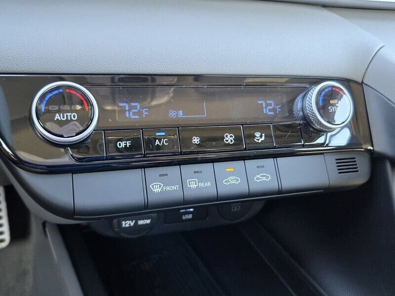 New 2026 Hyundai Elantra Sport FWD image 8