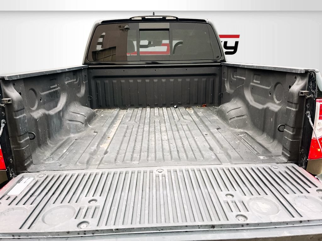 Used 2023 Nissan Titan S w/ S Utility Package RWD image 23
